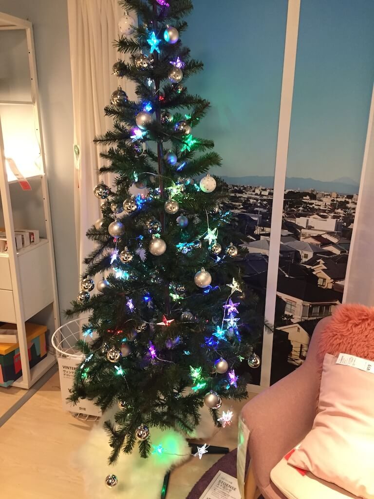 部屋のクリスマスツリー